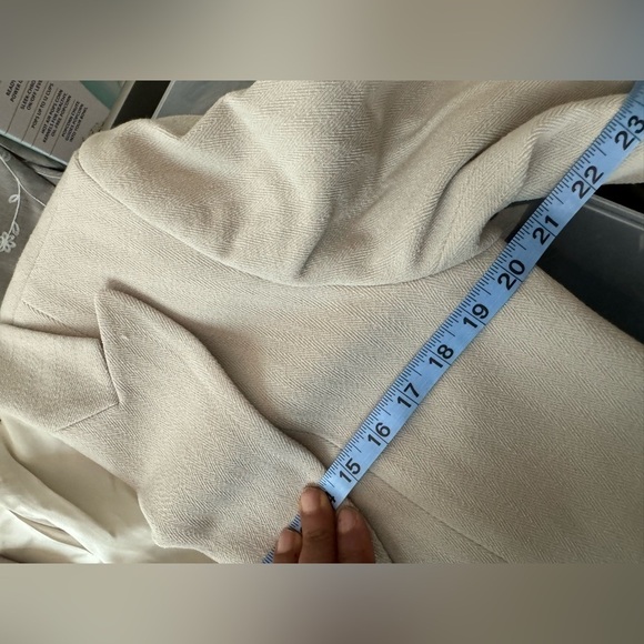 Emanuel Ungaro beige suit separate blazer jacket size 8 euro 42 - Picture 7 of 14